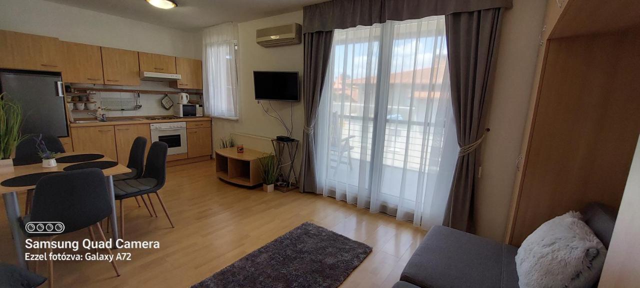 Apartmán Beszedes-Lak, Aranypart Siófok Exteriér fotografie